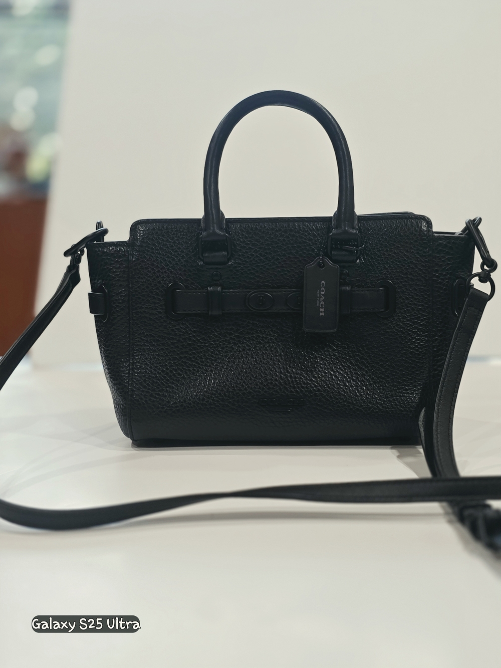 ❤️❤️COACH Black Pebbled Leather Convertible Satchel Monochromatic Hardware♠️ - Picture 2 of 5